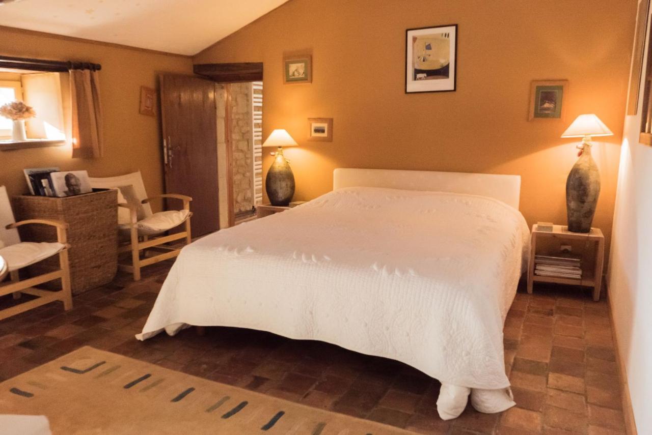 Le Clos Des Fayes Berthegon Екстер'єр фото