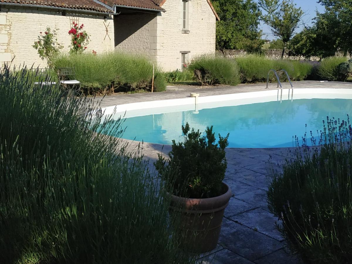 Le Clos Des Fayes Berthegon Екстер'єр фото